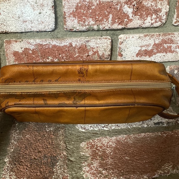 Alviero Martini World Large Pouch with leather handle - Picture 5 of 10